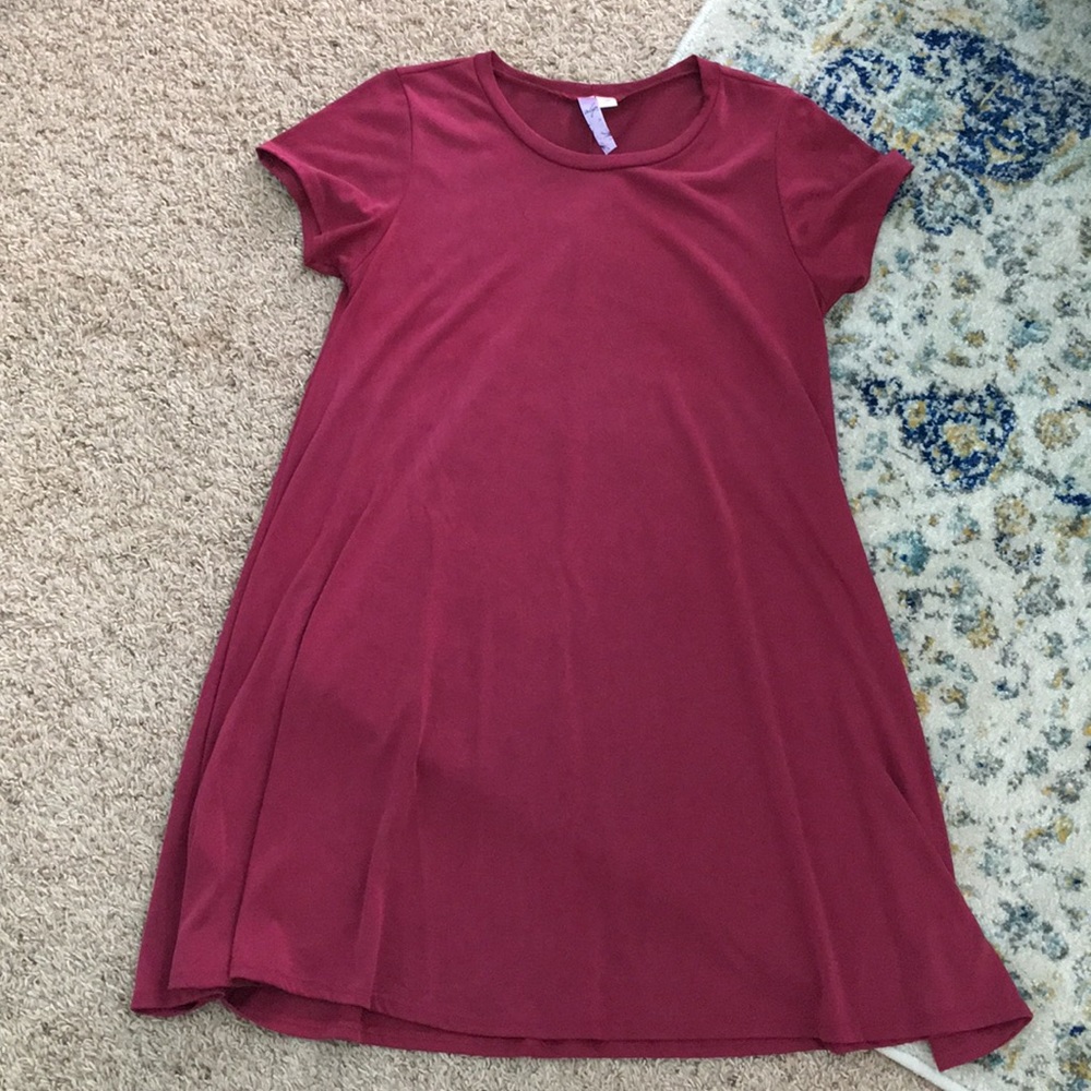 Francesca’s Maroon T shirt dress WORN ONCE